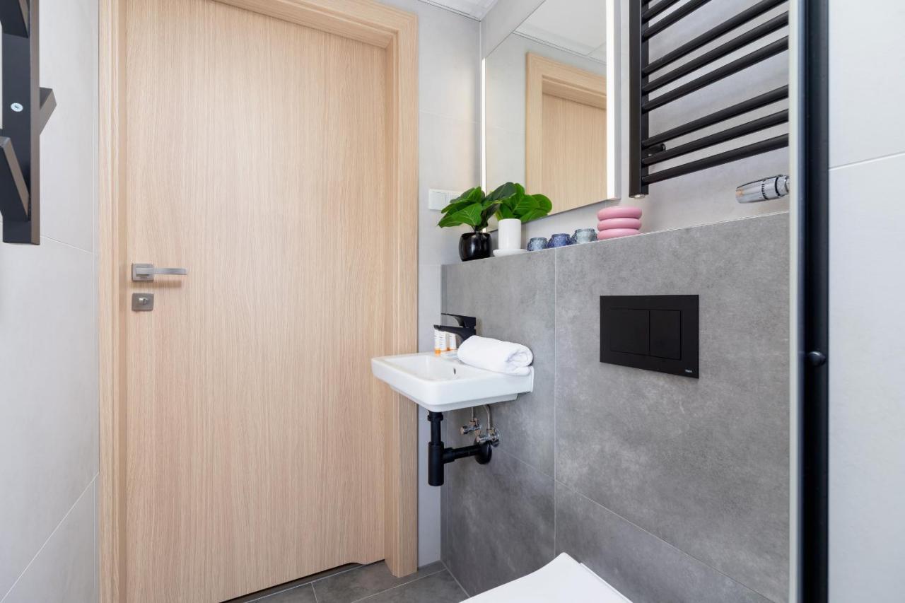 Srodmiescie Katowa Air-Conditioned Studio Krakow By Noclegi Renters 외부 사진